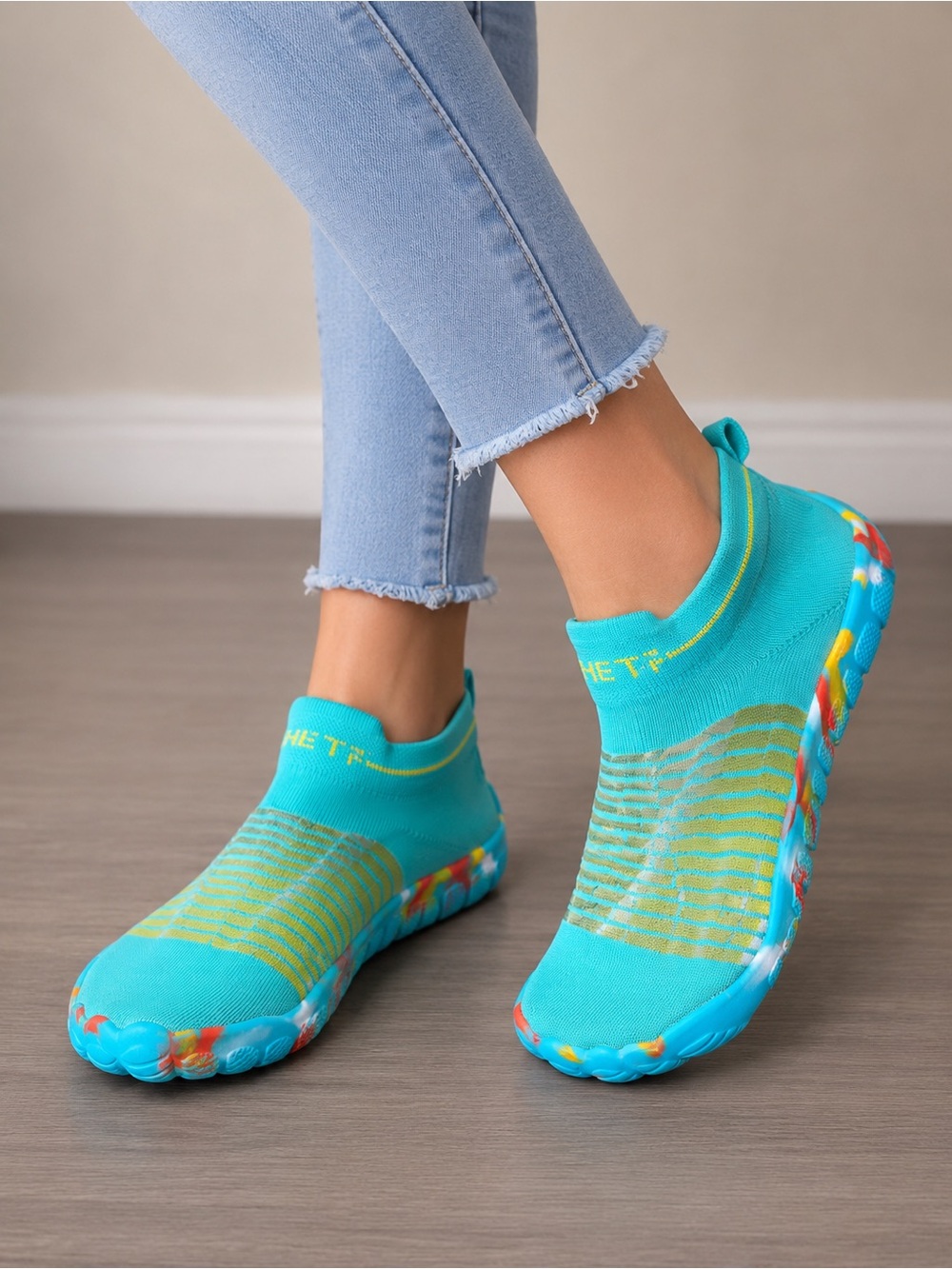 Turquoise Aqua Sock Water Shoes Barefoot Beach Swim Shoes Size 41 NWOT